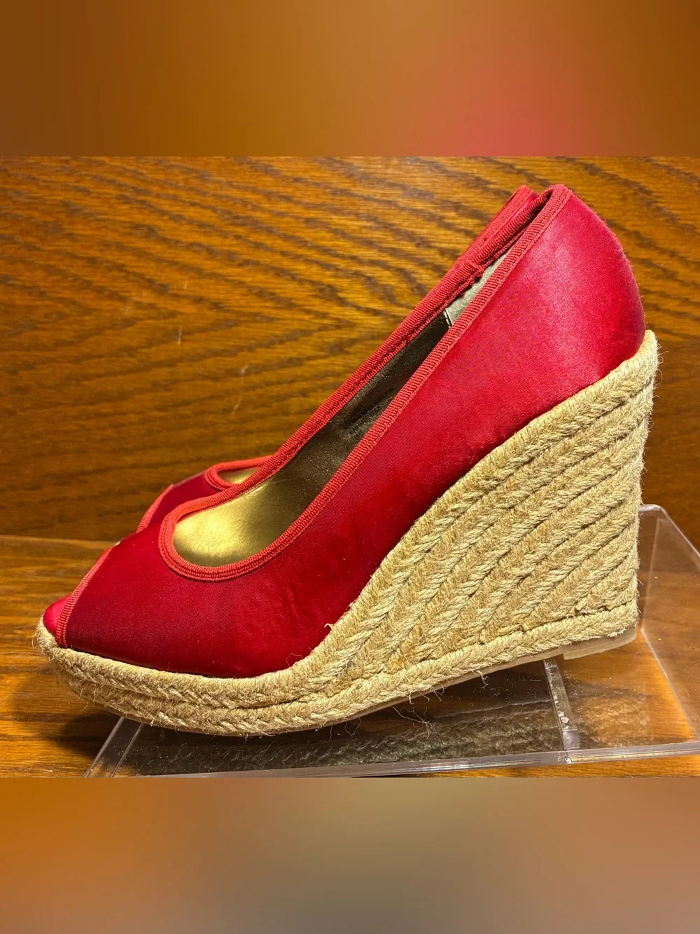 Nine West Red Satin Espadrille Peep Toe Wedges Size 8
